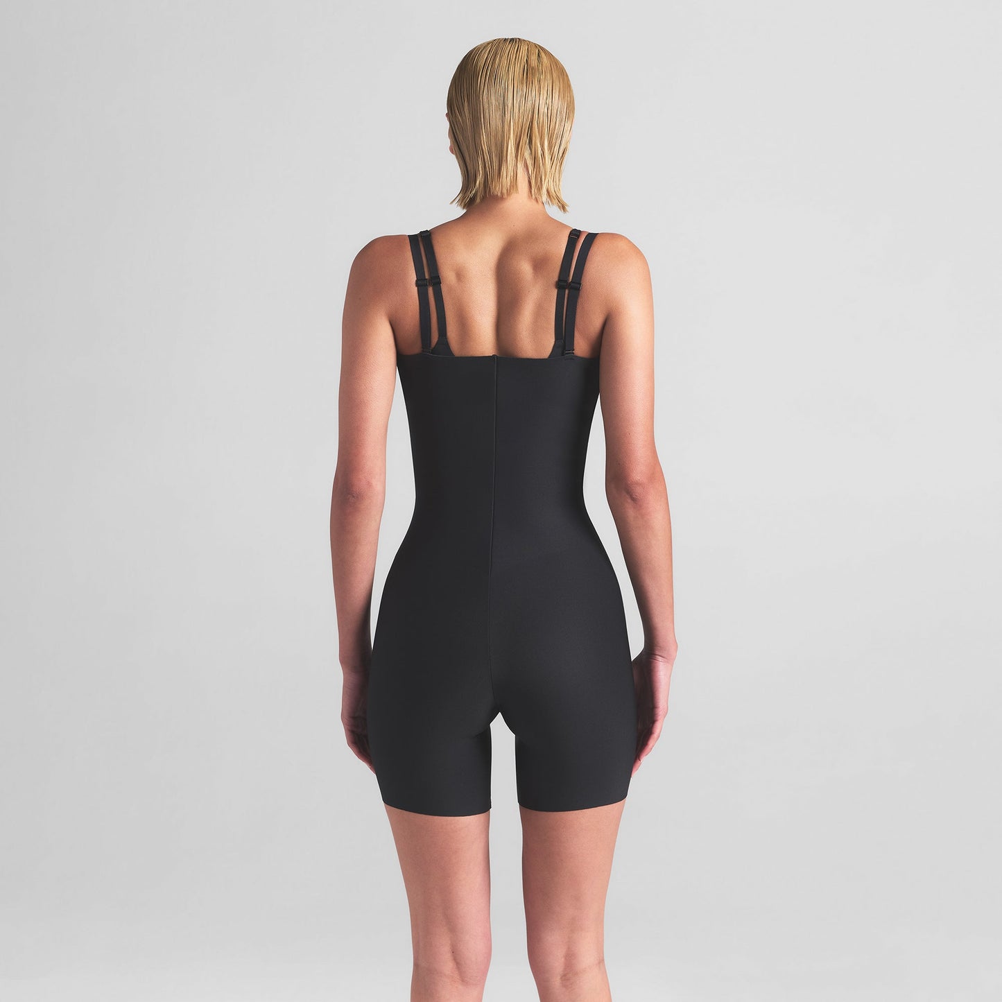CORE SCULPT OFFENER BRUSTBEREICH MITTEL-OBERSCHENKELBody